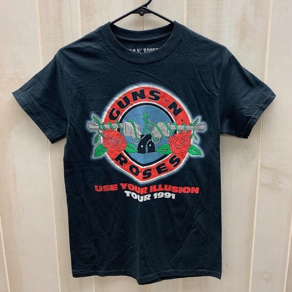 Vintage/Graphic T-Shirt(s) (PLS READ DESCRIPTION) - Picture 3 of 10